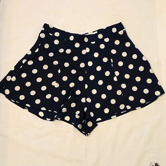 LF - SEEK the Label - Navy and White Polka Dot Short Size Medium - Picture 1 of 6
